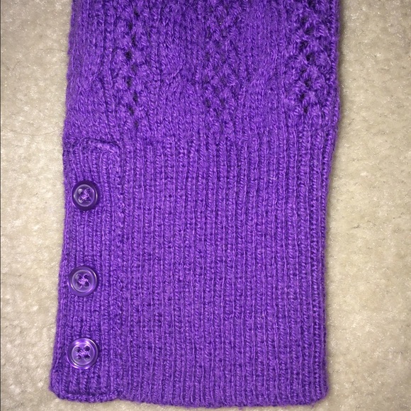 purple knit, quarter sleeve top - Picture 4 of 4