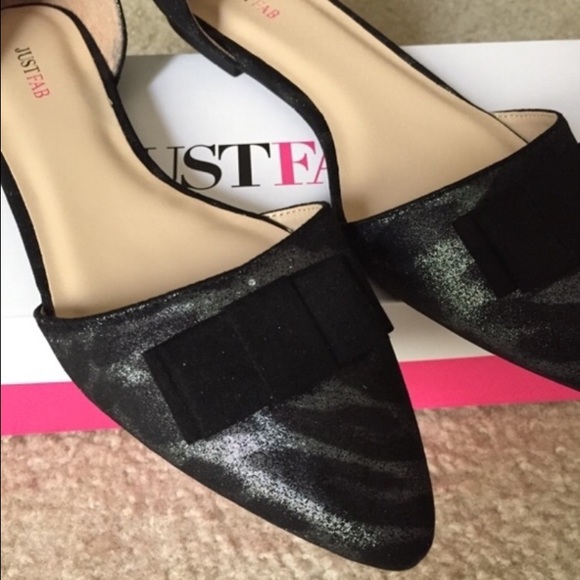 💖Black Metallic Animal Print Flats💖 - Picture 1 of 4