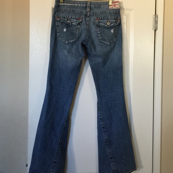 True Religion "Joey" Size 27. Distressed Through. - Picture 4 of 4