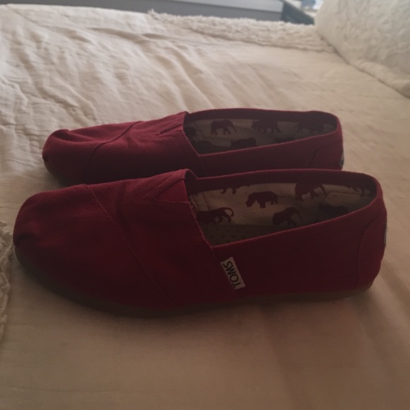 Red Toms