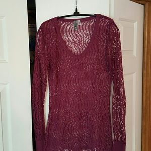 BKE lacy gossamer v-neck