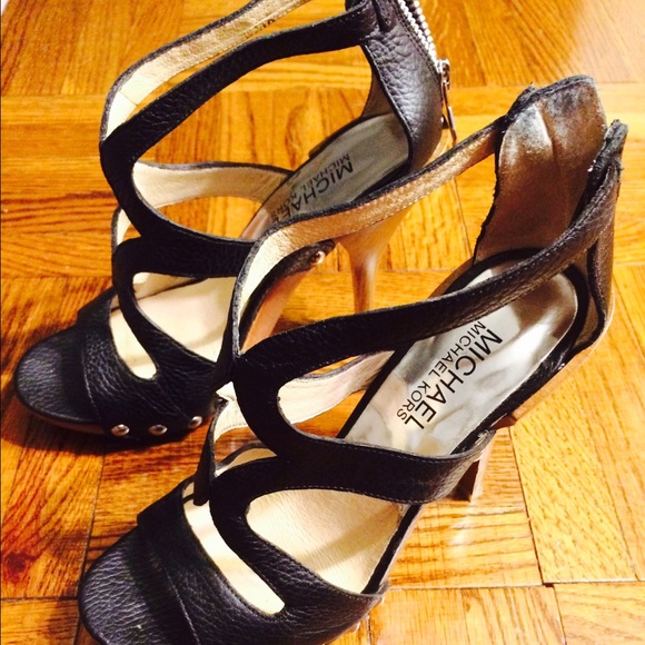 MICHAEL Michael Kors shoes size 6