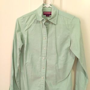 Vineyard Vines Oxford - size 4