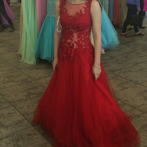 Madison James Gown for exposure dress available t - Picture 2 of 4
