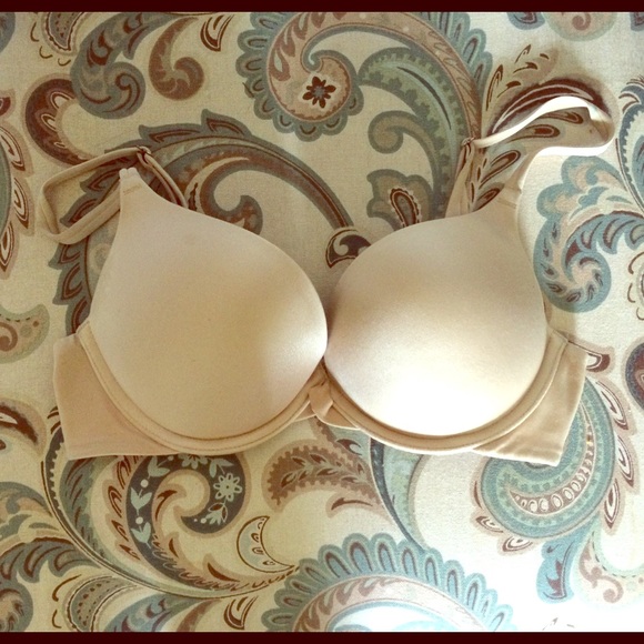 Nude Bombshell push-up Bra