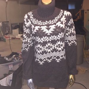 H&M Holiday Sweater