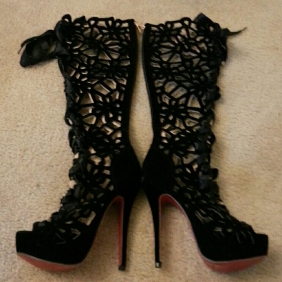 ADDITIONAL PICTURES for BLK FAUX SUEDE BOOTS