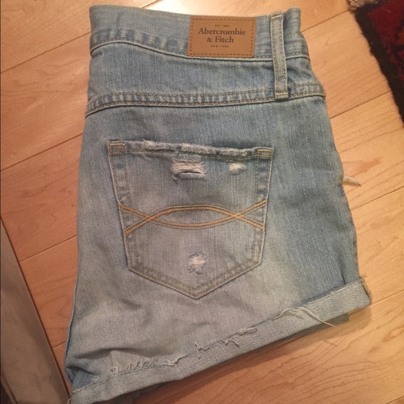 Brand New Abercrombie and Fitch High Waisted Short