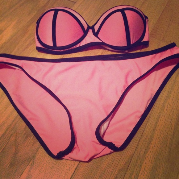 Triangl like Bathing Suit 👙