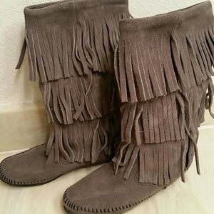 Grey Minnetonka 3 tier fringe boots