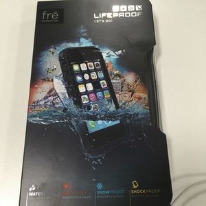 iPhone 5 and 5s life proof protective case