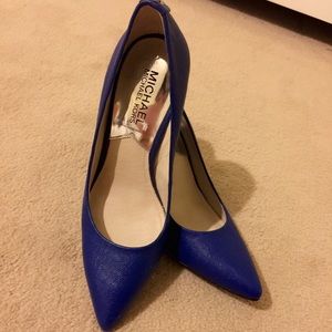 Michael kors flex pumps