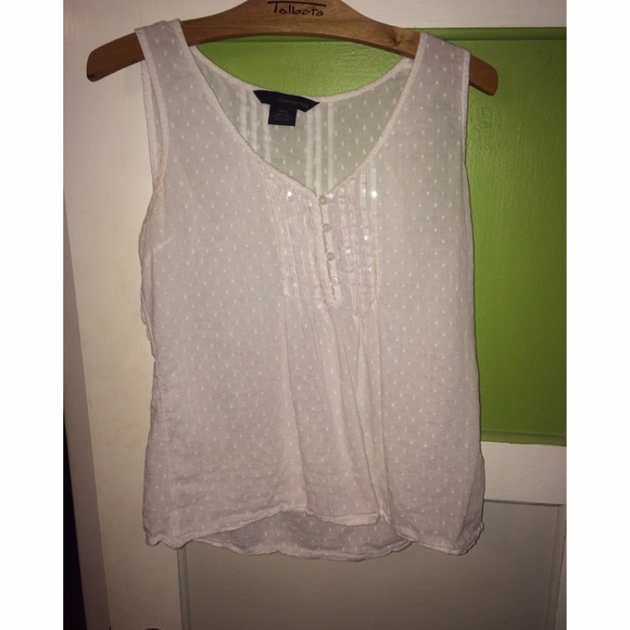 white tank top - Picture 1 of 1