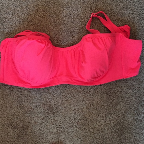 Gathered pink bathing suit top