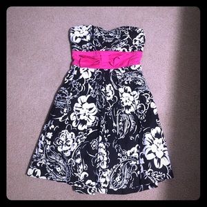 Black and White dress with pink bow