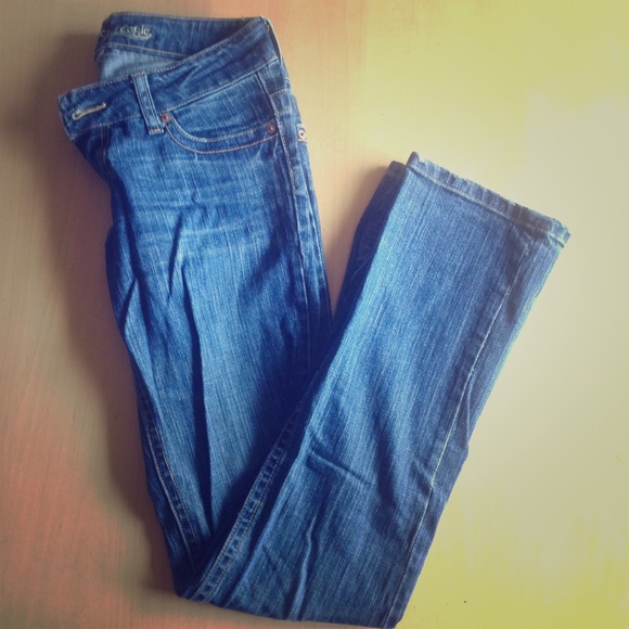 American Eagle women's jeans