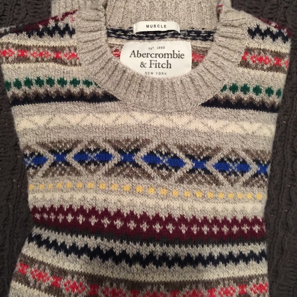 Abercrombie & Fitch sweaters - Picture 1 of 4