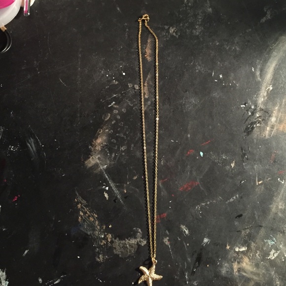 Starfish necklace