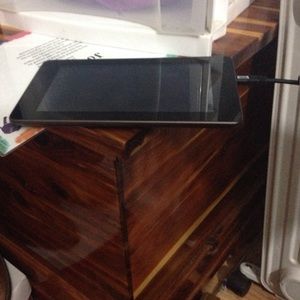 tablet! (: + the charger HOLDING TODAY