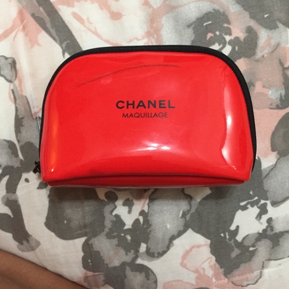 Chanel maquillage cosmetic bag