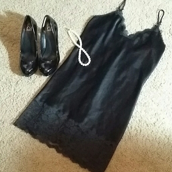 Victoria ' Secret nightwear
