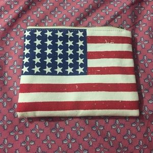 🎉ON HOLD🎉🍁OCTOBER SALE🍁 American Flag Pouch