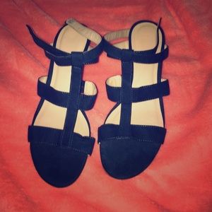 Suede Low wedge sandal