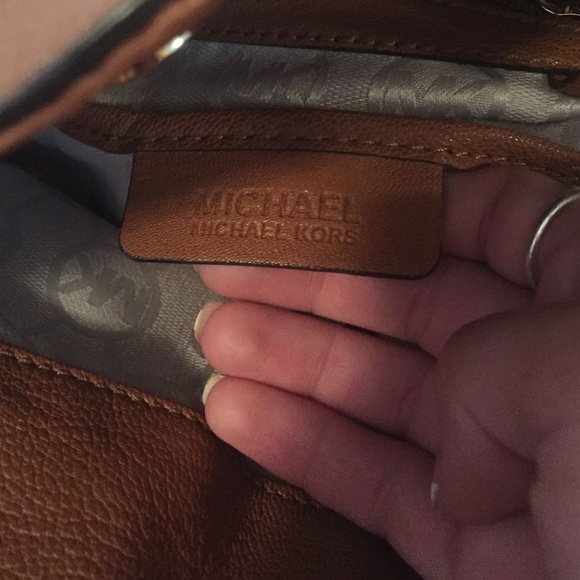 Micheal Kors Hamilton Bag-Luggage - Picture 3 of 4