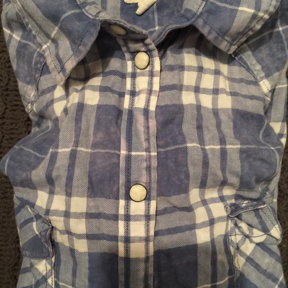 AE plaid shirts - Picture 3 of 3