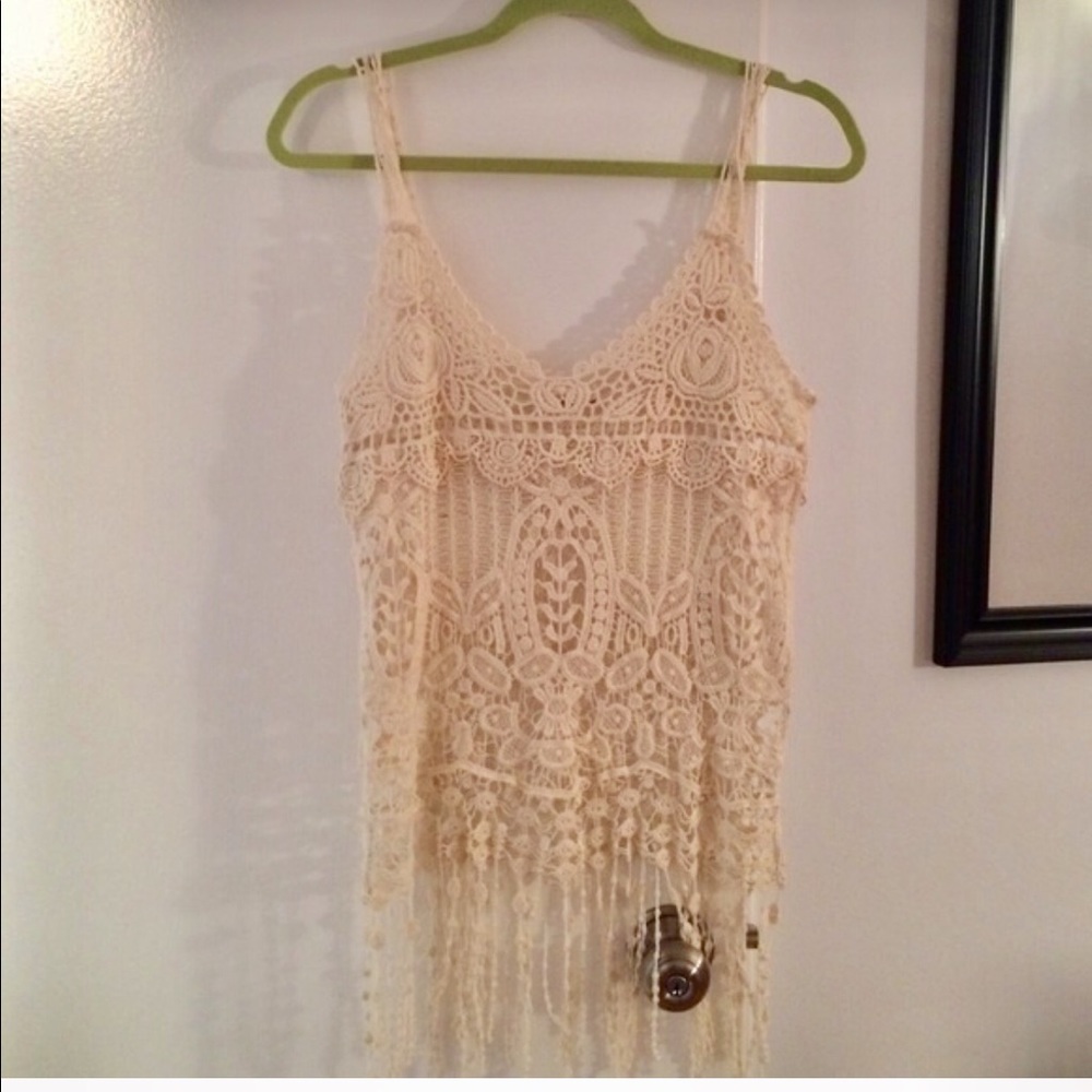 Eyelet boho top cream