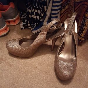 Candie's gold sparkle slingbacks
