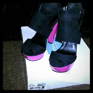 Hot Pink & Black Heels!!!!!!