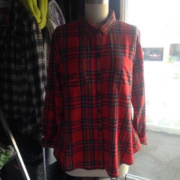Plaid button up top