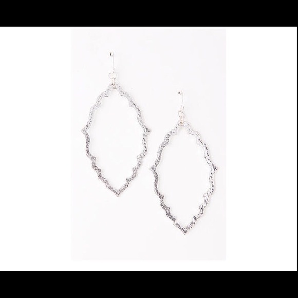 Silver oval shaped earrings
