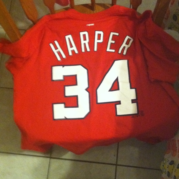 Bryce Harper Tshirt jersey.