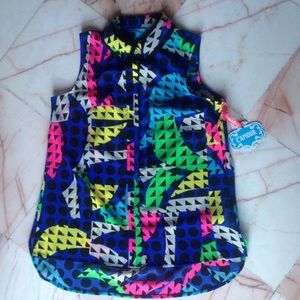 Geometric pattern button up tank