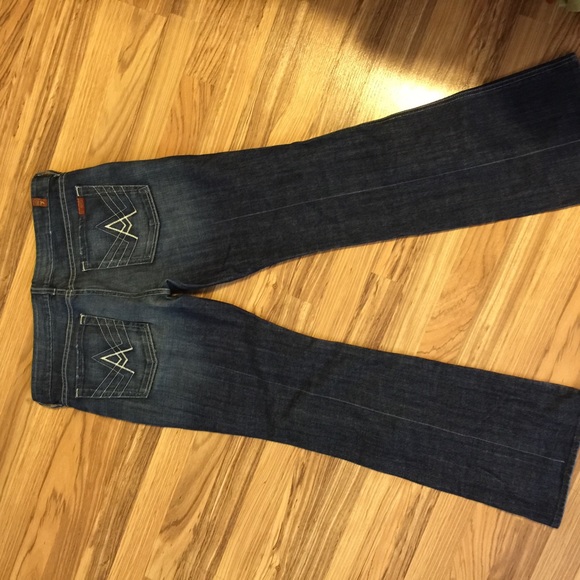 Seven7 - Picture 3 of 3