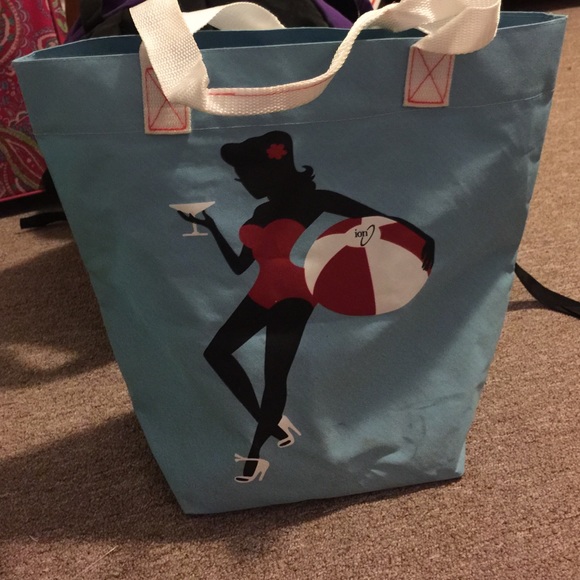 Ion beach girl tote