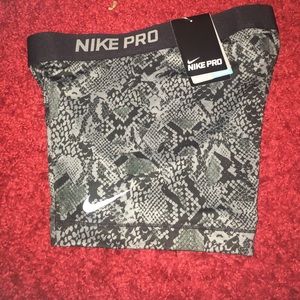 ✔️NIKE PRO 3" COMPRESSION SHORTS✔️