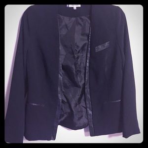 Jennifer Lopez Black Blazer