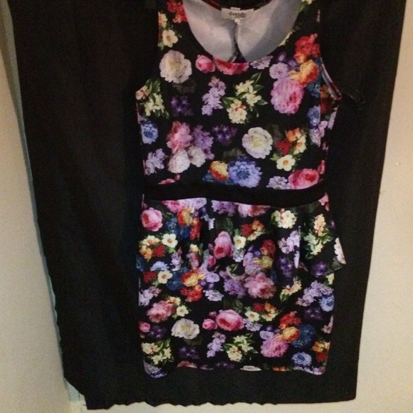 Floral peplum dress