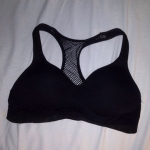 sports bra