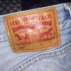 levi jean shorts