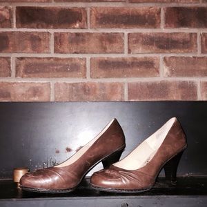 Brown Leather Memory Foam Heels