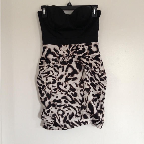 Black and white short dress