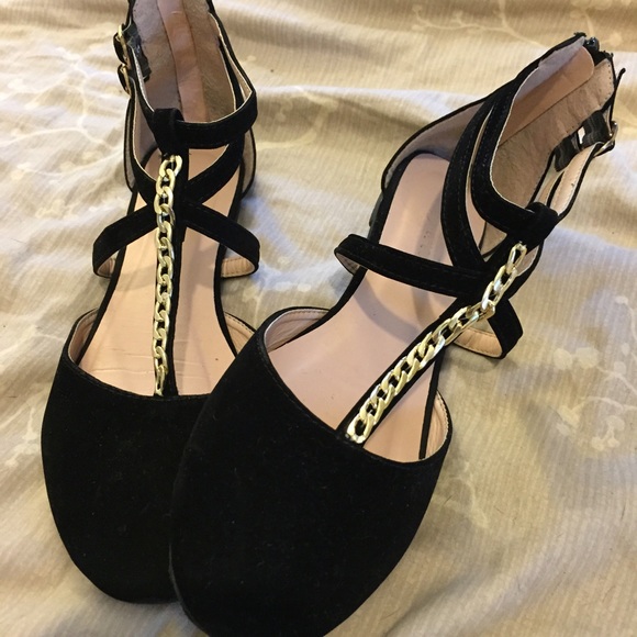 Shoes - Suede black flats