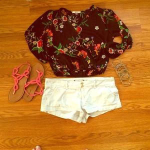 Size 12 white Abercrombie & Fitch shorts