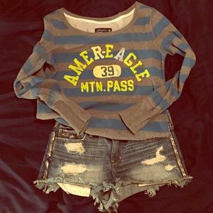American Eagle size M sweatshirt