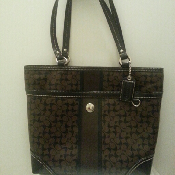Coach Chelsea Signature Stripe Tote