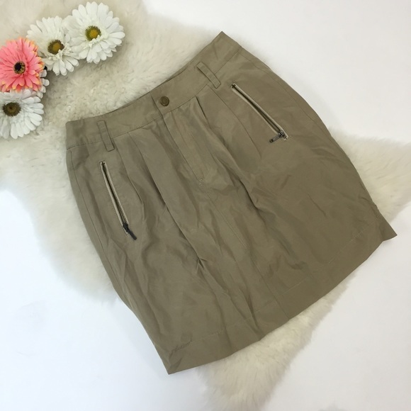 Banana Republic safari skirt